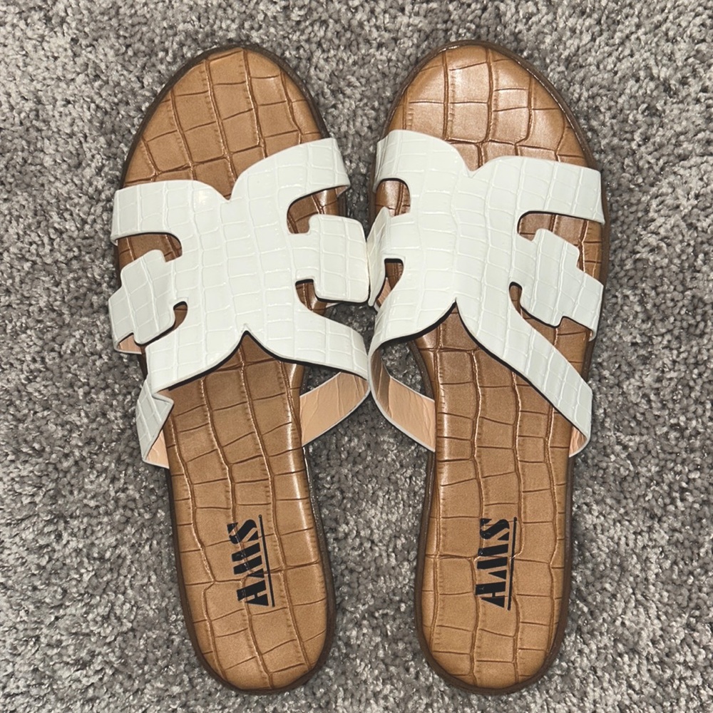 White & Tan Sandal